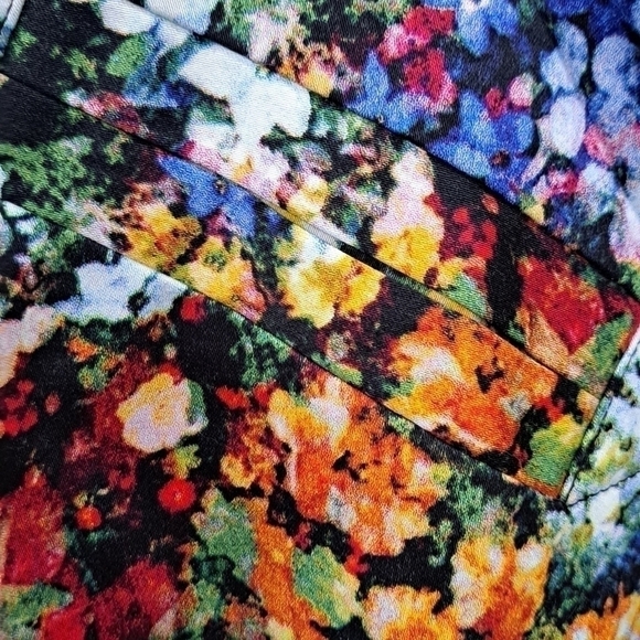 Andrea Jovine Women's Size 8 A Line Floral Mini Skirt Lined Cotton Spandex NEW - Picture 3 of 8